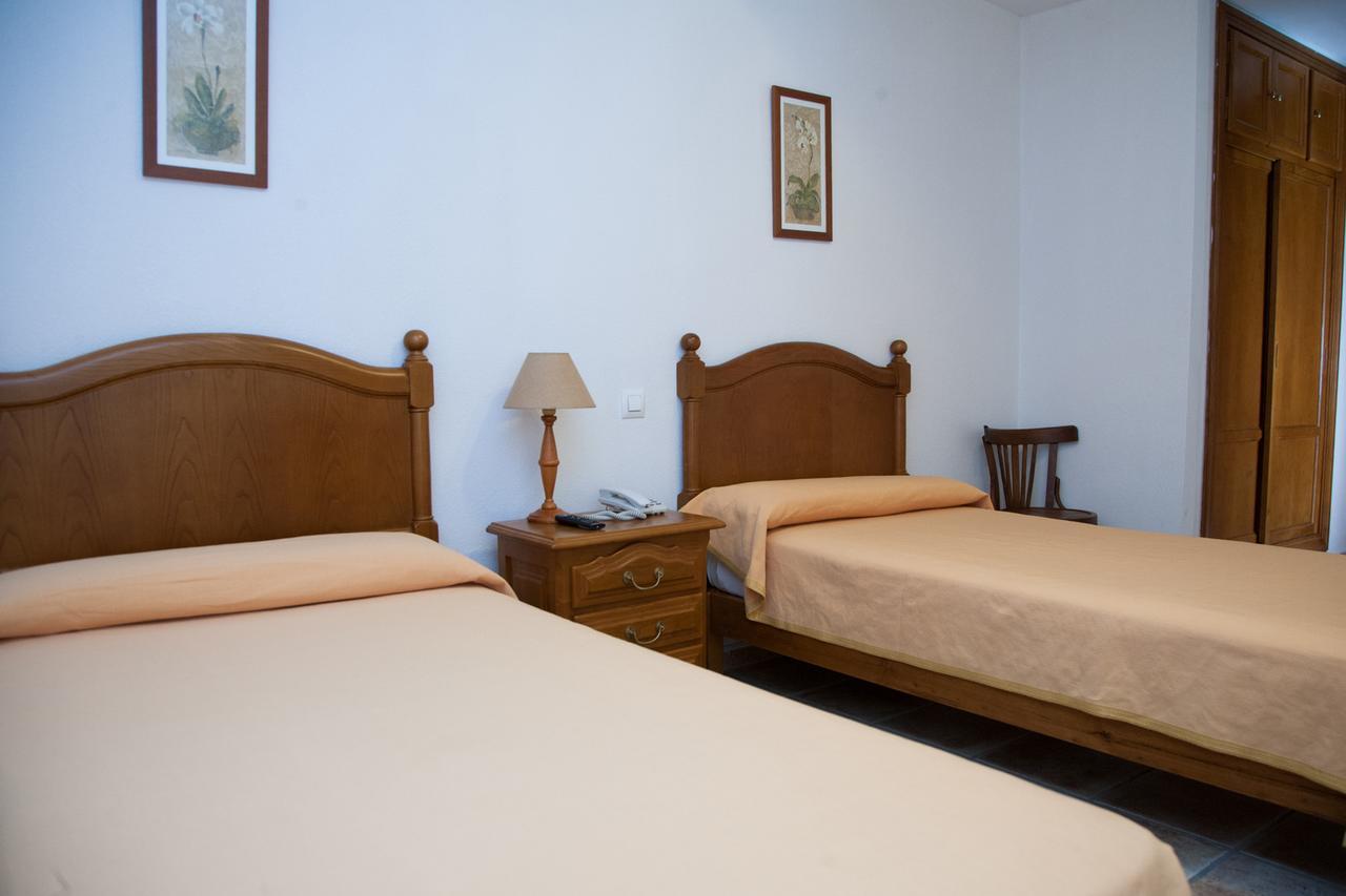Ávila Hostal El Rincon מראה חיצוני תמונה